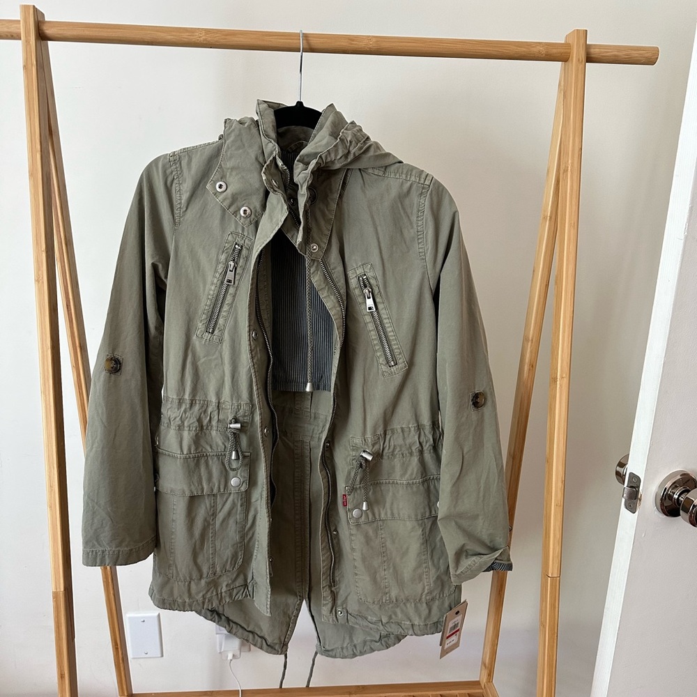 Levi’s military style olive jacket NWT